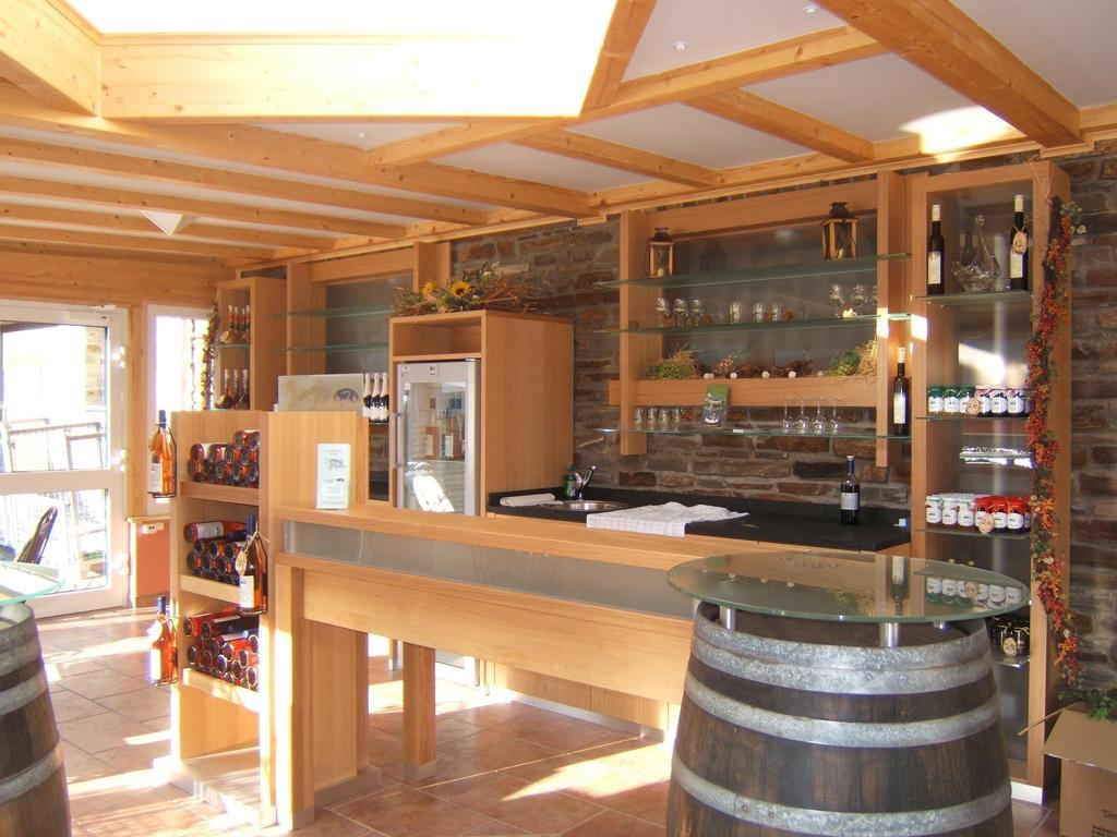 Wein- Und Gaestehaus St. Aldegundishof Sankt Aldegund Esterno foto