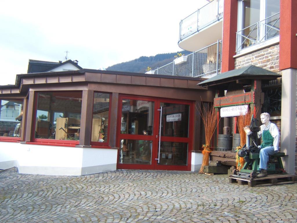 Wein- Und Gaestehaus St. Aldegundishof Sankt Aldegund Esterno foto